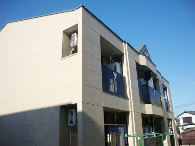 藤沢市高倉のアパート