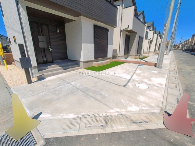 越谷市大字下間久里 新築分譲住宅 全7棟 A号棟の駐車場