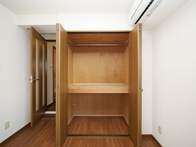 大阪市北区中津５丁目の賃貸マンションの収納