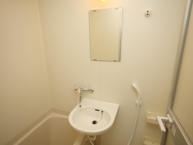 大阪市北区中津５丁目の賃貸マンションの独立洗面台