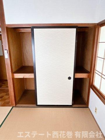 若葉町　菅原貸家の収納