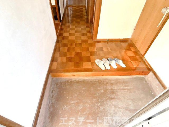 若葉町　菅原貸家の玄関