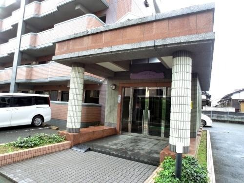 福岡市南区的場１丁目の賃貸マンションのエントランス|エントランス写真