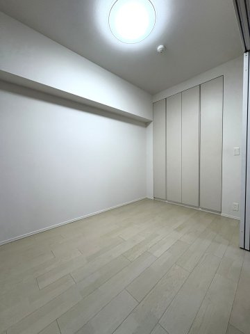 CITY & SHONAN BALANCE — プレディア鵠沼橋の洋室