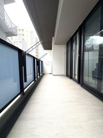 CITY & SHONAN BALANCE — プレディア鵠沼橋のバルコニー