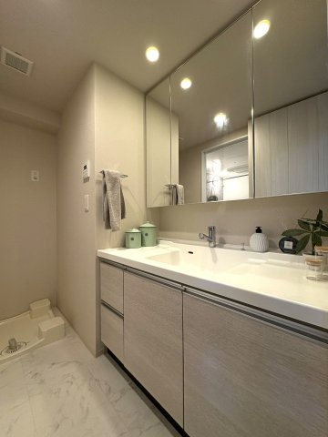 CITY & SHONAN BALANCE — プレディア鵠沼橋の独立洗面台