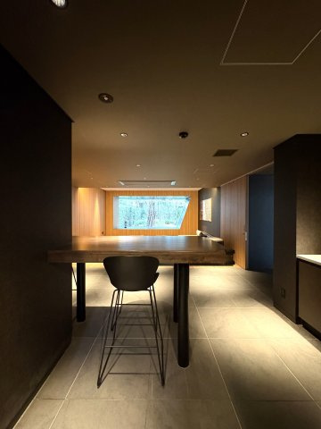 CITY & SHONAN BALANCE — プレディア鵠沼橋のロビー