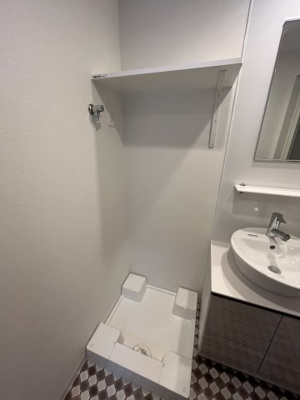 【洗面所】 | MELDIA CREST NAMBA SOL TERRACE | MELDIA CREST NAMBA SOL TERRACE（メルディアクレストナンバソルテラス）　洗濯機置き場