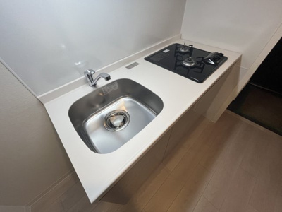 【キッチン】 | MELDIA CREST NAMBA SOL TERRACE | MELDIA CREST NAMBA SOL TERRACE（メルディアクレストナンバソルテラス）　2口ガスシステムキッチン