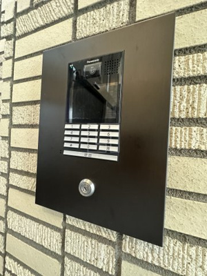 【セキュリティ】 | MELDIA CREST NAMBA SOL TERRACE | MELDIA CREST NAMBA SOL TERRACE（メルディアクレストナンバソルテラス）　オートロック