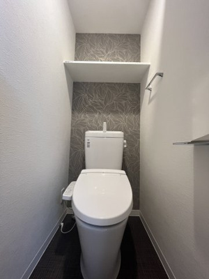 【トイレ】 | MELDIA CREST NAMBA SOL TERRACE | MELDIA CREST NAMBA SOL TERRACE（メルディアクレストナンバソルテラス）　温水洗浄便座