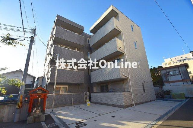 TRICERA Courtの外観