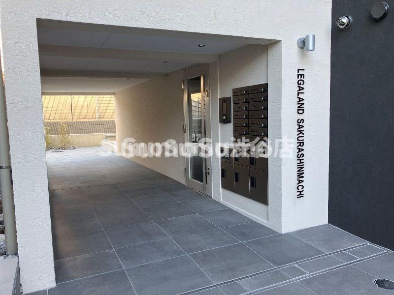 LEGALAND桜新町のロビー