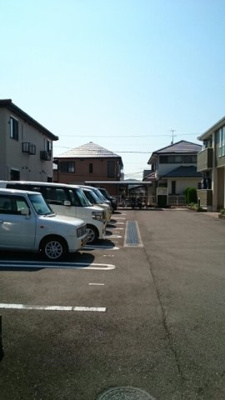 【駐車場】 | クラール | カースペースがあります