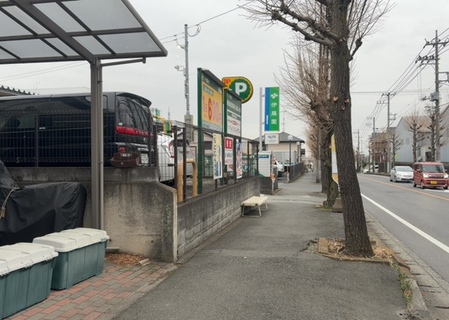 【外観】 | 物件の詳細については、現地を見てわかること以外に、役所や法務局などで調べないとわからないことがあります。そのため、現地に行く場合は、もしこの物件を買ったらどのような生活ができるかをイメージしましょう。