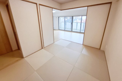 【和室】 | ヴューイスト泉ヶ丘