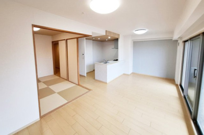 【居間・リビング】 | ヴューイスト泉ヶ丘