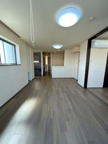 バラーバル石神井公園の居間・リビング