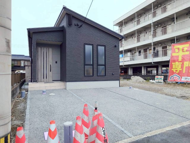 【駐車場】の画像
