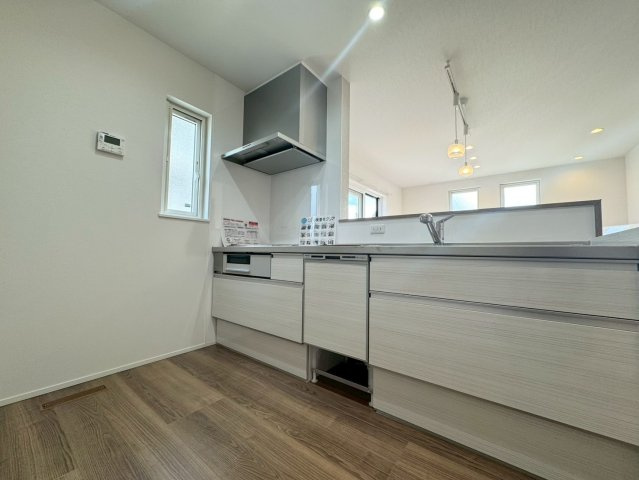 ★平屋★ーノーステックー小倉南区守恒本町1丁目ー新築戸建て　　【小倉南区　新築戸建て】のキッチン|食洗器のついたシステムキッチン♪　　【小倉南区　新築戸建て】