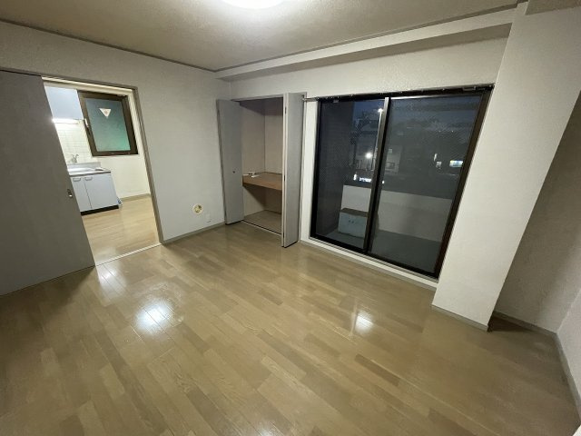 増渕ビルの居間・リビング|掲載写真は別のお部屋のお写真になります。
