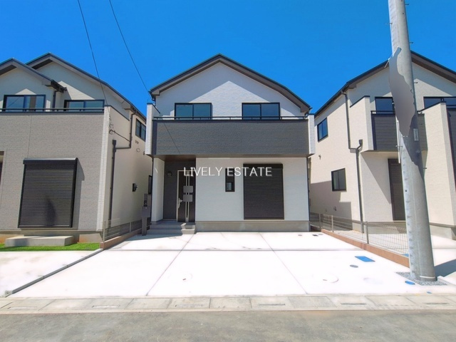 越谷市大字下間久里 新築分譲住宅 全7棟 C号棟の外観