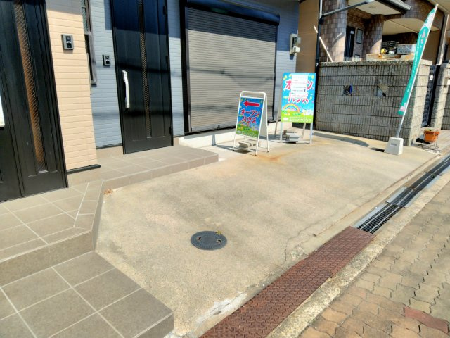鶴見区安田１丁目中古戸建の駐車場