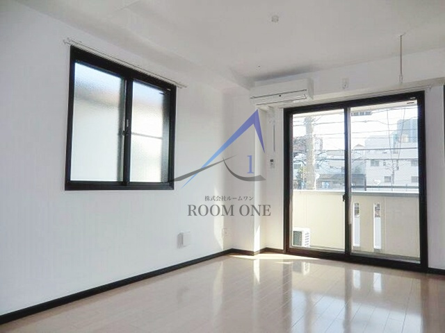 ソフィアヒルズの居間・リビング|洋室のお部屋です。