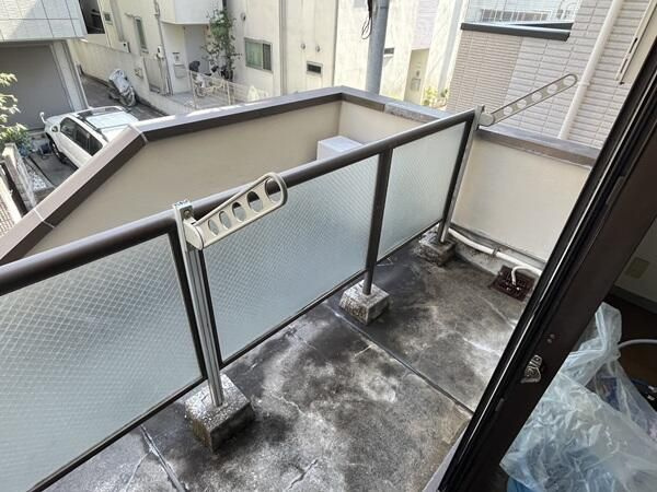 イーストアネックスのバルコニー