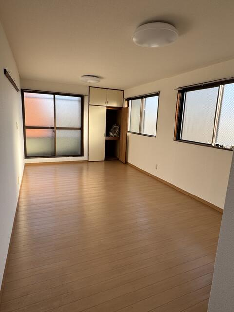 ホワイトハイツの内装