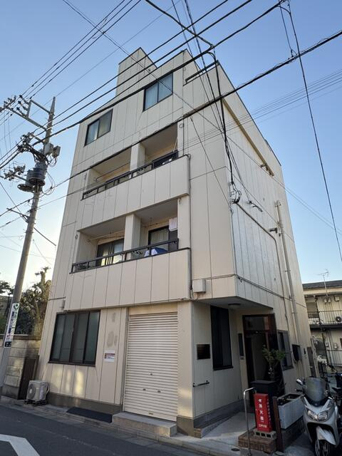 ホワイトハイツの外観