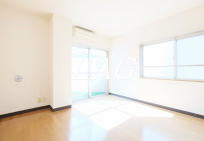 【居間・リビング】 | サンセール尾久 | 洋室のお部屋です。