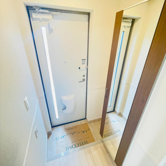 【玄関】 | ヴェリテ