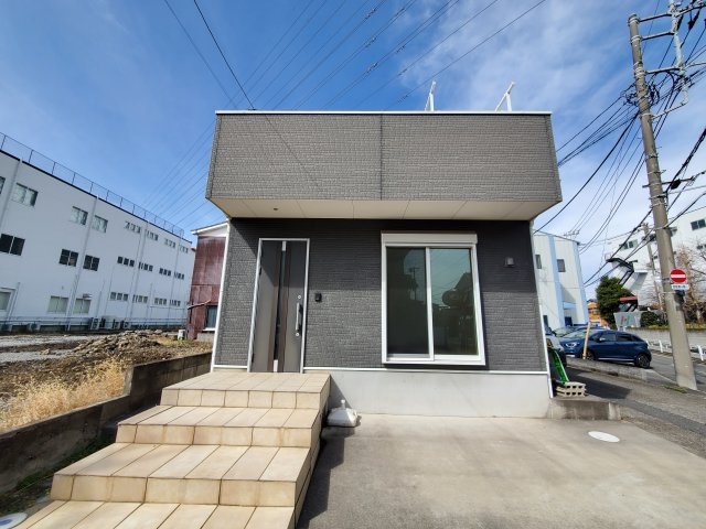 八潮市　木曽根　中古戸建の外観|陽当たり・通風ともに良好なロケーション