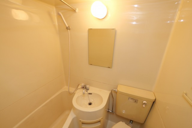 大阪市東成区深江北３丁目の賃貸マンションの浴室