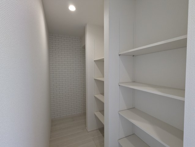瀬戸市窯町　全2棟の収納
