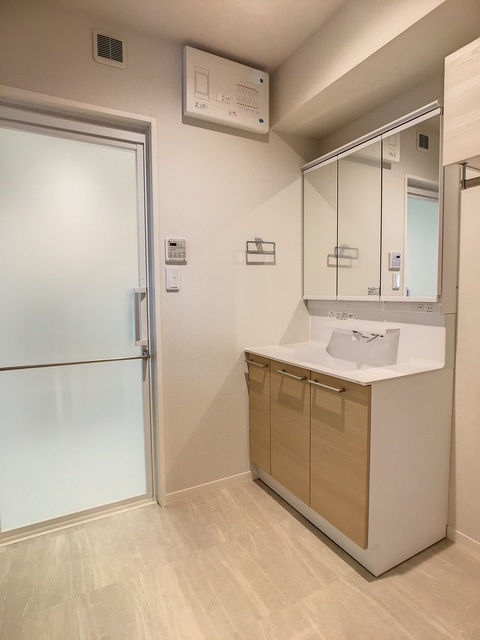 直方市知古１丁目の賃貸マンションの洗面所