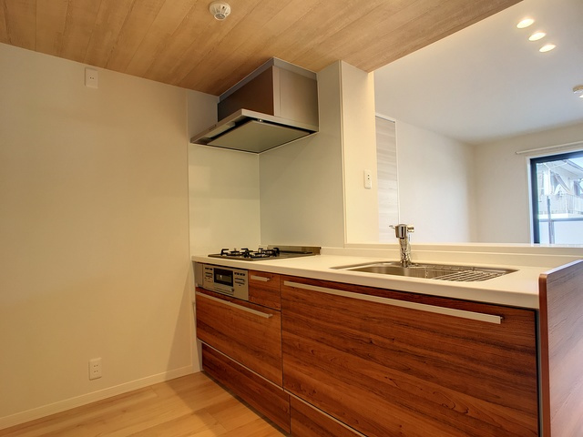 直方市知古１丁目の賃貸マンションのキッチン