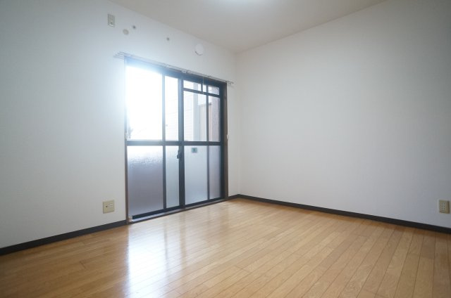 カサソレアード（中野東）の洋室