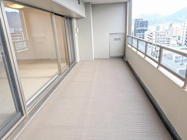 【バルコニー】 | ポレスターメガシティ小倉ウエストガーデン（A-3）