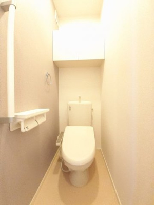 【トイレ】 | サンローレル | コンパクトで使いやすいトイレです