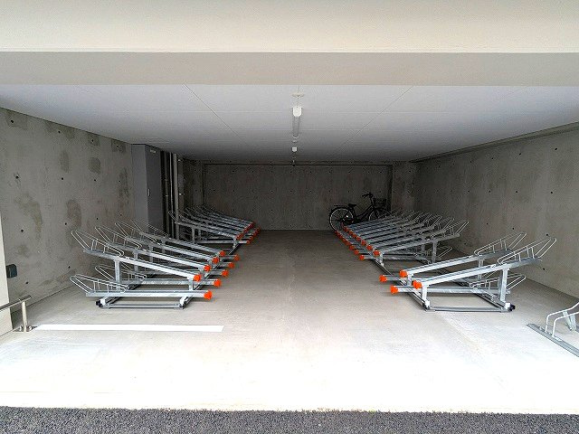 RETERRACE三ノ輪ウエストの設備|自転車置場です