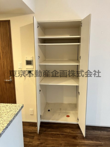 オープンレジデンシア千駄木の収納