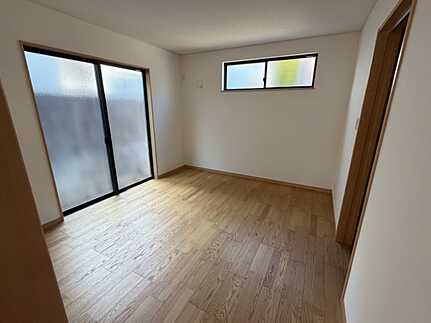 広島市安佐南区相田７丁目 の洋室