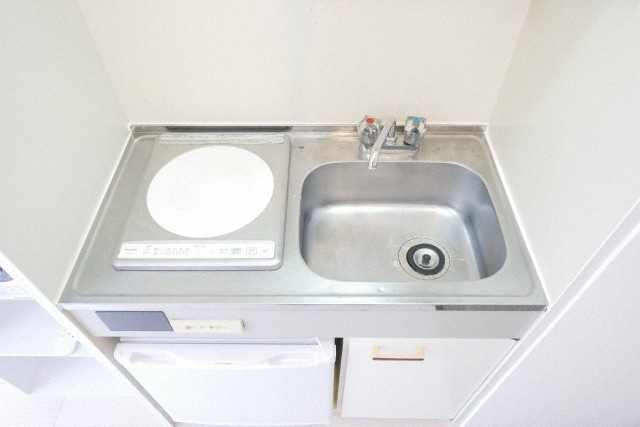 大阪市生野区中川１丁目の賃貸マンションのキッチン