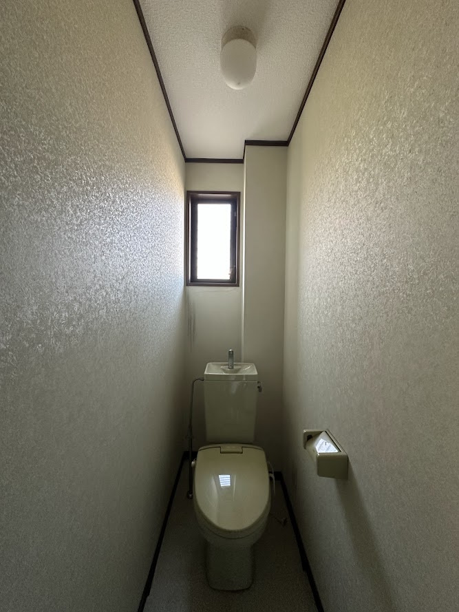 店舗付住宅　折立のトイレ