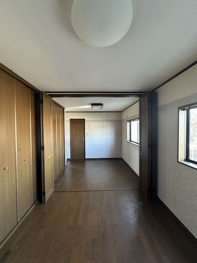 店舗付住宅　折立の居間・リビング|1F居住部分