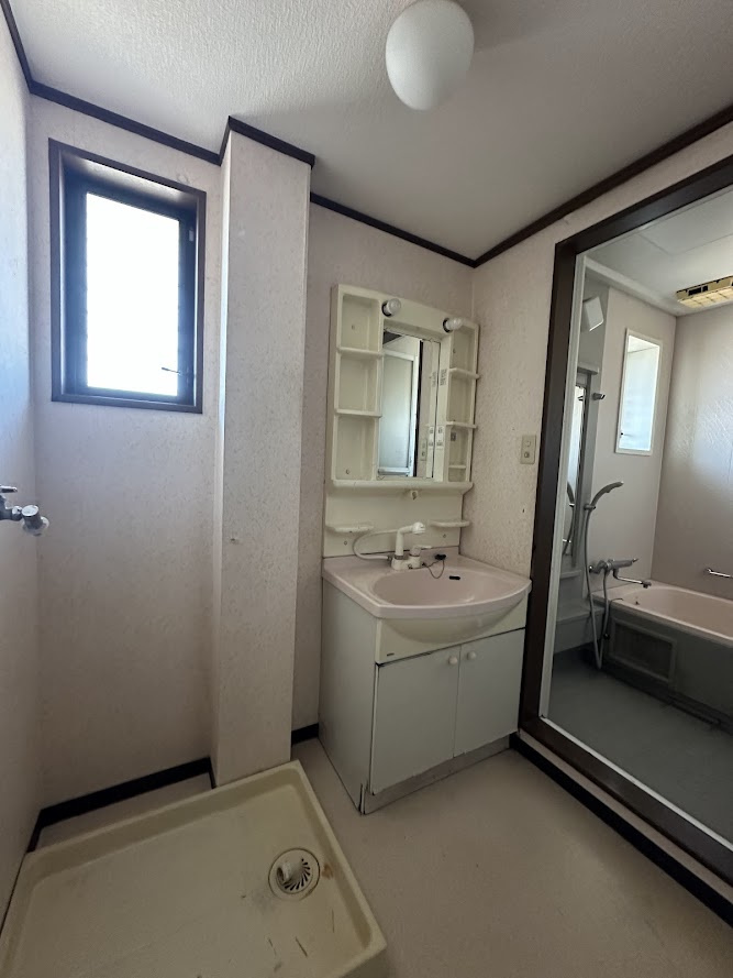 店舗付住宅　折立の洗面所|2F居住部分