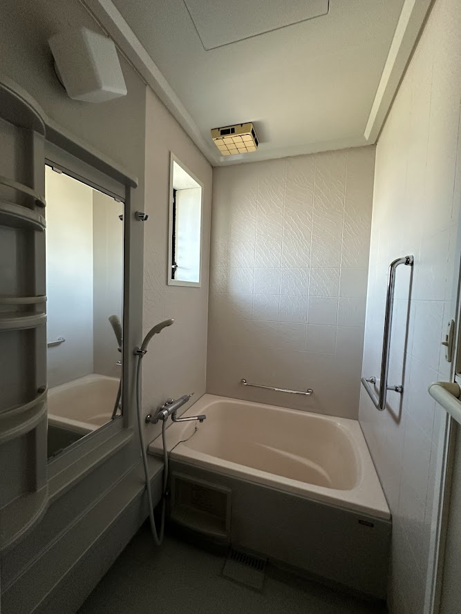 店舗付住宅　折立の浴室|2F居住部分