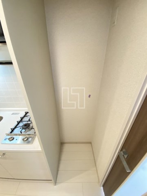 【設備】 | プレサンス谷町アルファ | プレサンス谷町アルファ　室内洗濯機置場